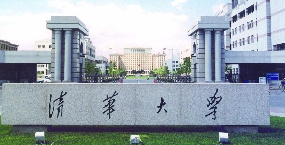 清華大學安裝升降屏風翻轉電腦桌案例展示